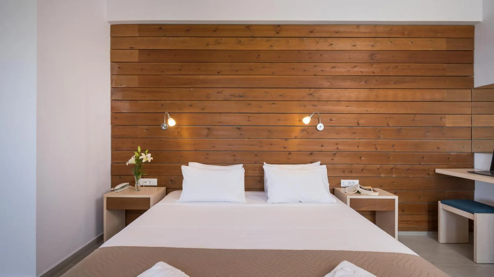Apart-hotel Esplanade Apartments Kalathas
