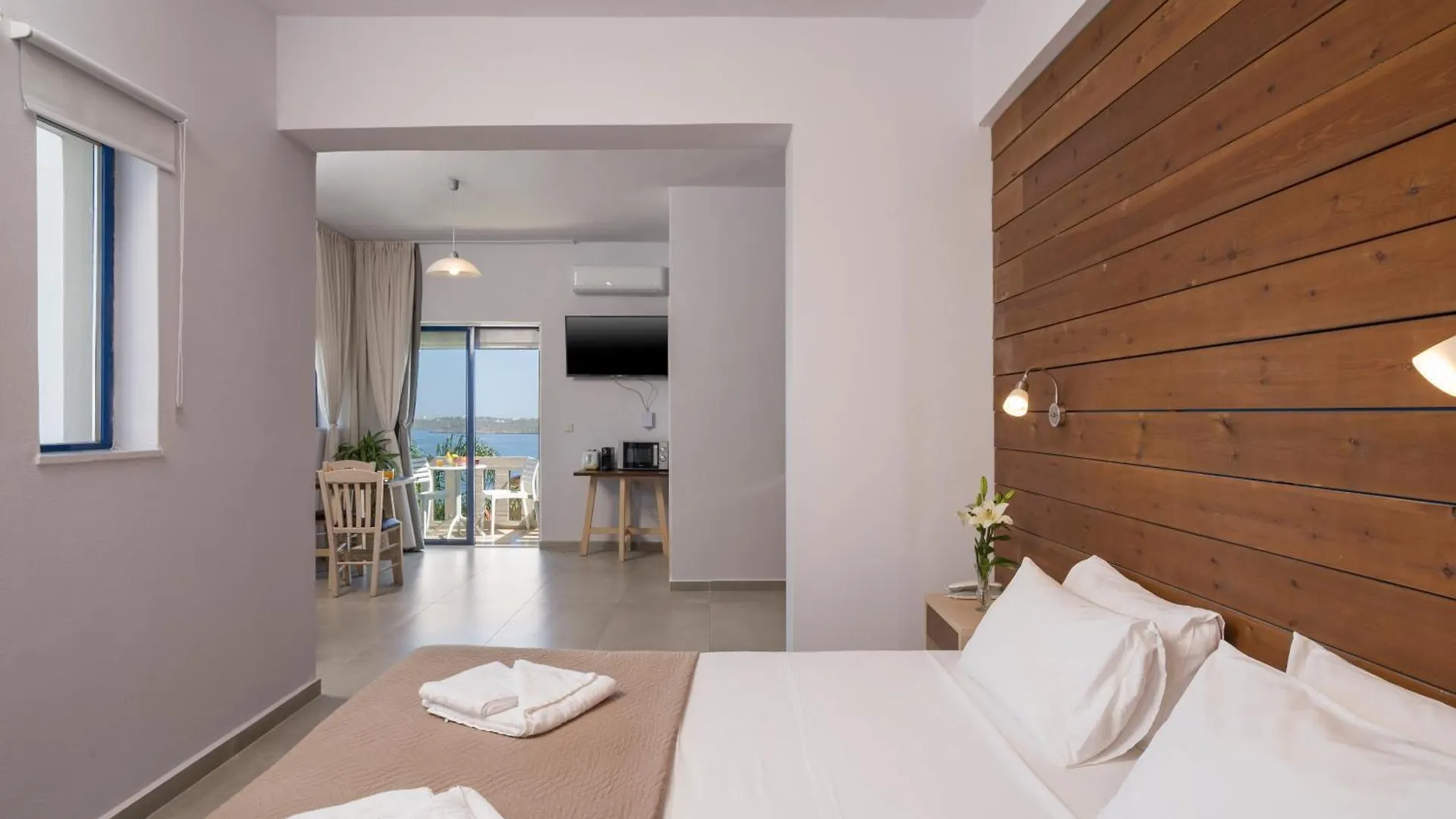 Esplanade Apartments Kalathas 2*,  Grécia