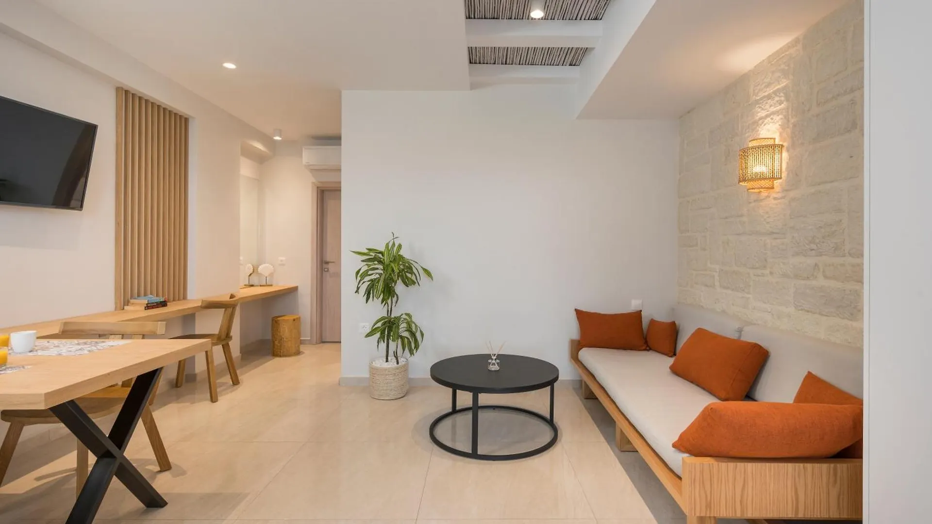 Esplanade Apartments カラタス ギリシャ